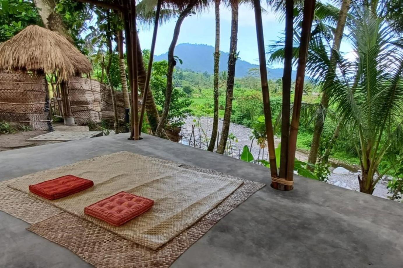 Anandinii River Lodge By Agata Sidemen  Ngoại thất bức ảnh