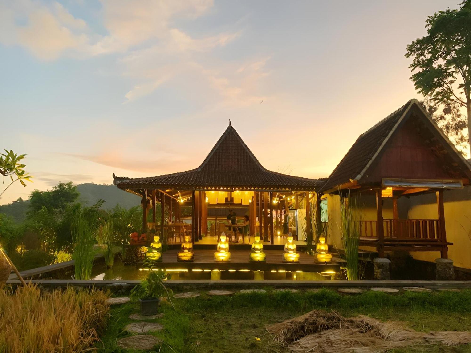 Anandinii River Lodge By Agata Sidemen  Ngoại thất bức ảnh