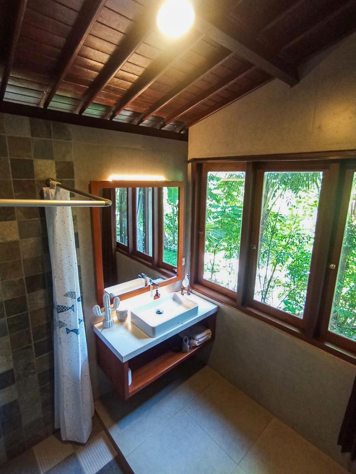 Anandinii River Lodge By Agata Sidemen  Phòng bức ảnh